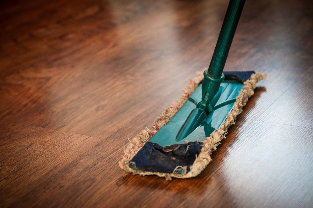 Non-slip floor treatment